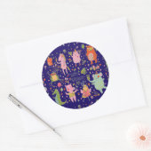 Sticker Rond Drôle Cartoon Animaux Chanter Joyeux Anniversaire (Enveloppe)