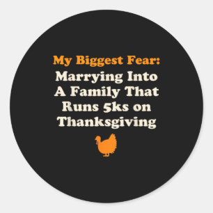 Sticker Rond Drôle de Thanksgiving en courant le Turkey Trot en