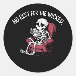 Sticker Rond Drôle Lazy Skeleton Design