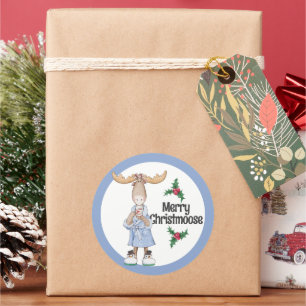 Sticker Rond Élan de Noël en pyjama avec du cacao
