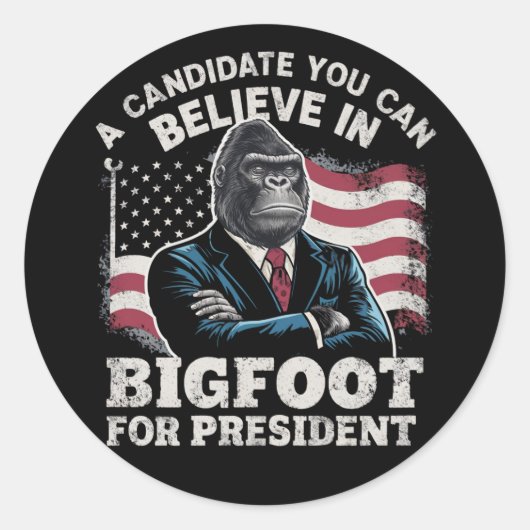 Sticker Rond Election 2024 Funny Vote Sasquatch USA (Devant)