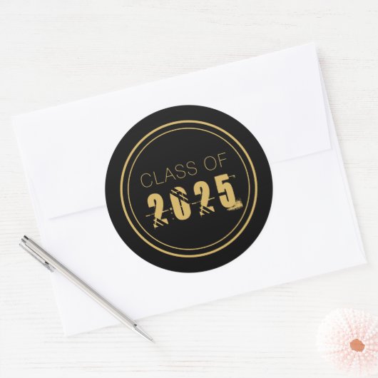 Sticker Rond Elégant Gold Black Classe de 2025 Graduation (Enveloppe)