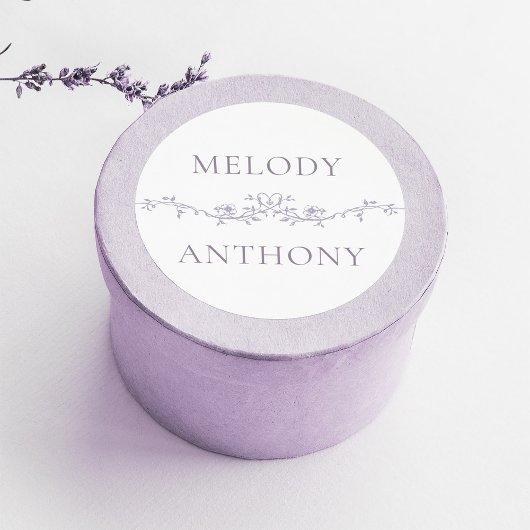 Sticker Rond Elegant Lavender Floral Border Monograms
