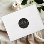 Sticker Rond Élégant Mariage Calligraphie Or Noir Faux Feuille<br><div class="desc">Élevez votre expérience de mariage à de nouveaux sommets de sophistication et de glamour avec notre superbe collection de mariage moderne noir et or ! Personnalisez-la sans effort en quelques clics et créez une célébration qui vous est propre. Si vous avez des questions, avez besoin d'aide ou souhaitez modifier certains...</div>