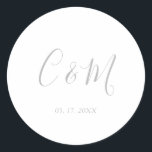 Sticker Rond Élégant Mariage de monogramme en argent<br><div class="desc">Sticker de mariage élégant</div>