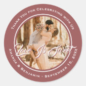 Sticker Rond Elégant Marsala Love Is Sweet Mariage Photo (Devant)