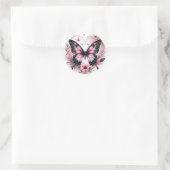Sticker Rond Elegant Pink and Black Butterfly with Heart Art (Sac)