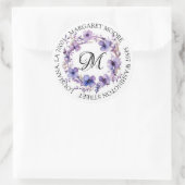 Sticker Rond Élégante Purple Floral Script Monogramme Adresse (Sac)