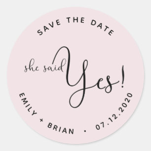 Sticker Rond Elle A Dit Oui ⎢ Enregistrer L'Autocollant Date
