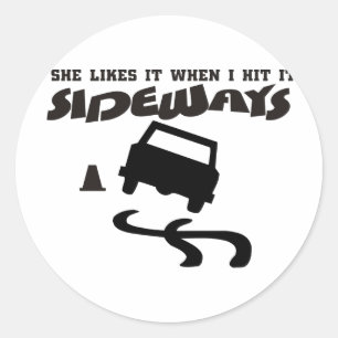 Sticker Rond elle aime qu'il soit latéralement DRIFT avec CAR 2