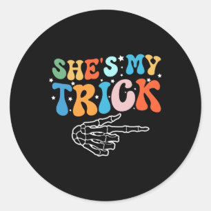 Sticker Rond Elle est ma petite chienne Il est ma tétine Couple