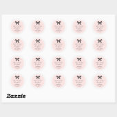 Sticker Rond Elle Noue Le Nœud Papillon Réception De Mariage (Feuille)