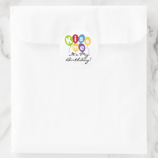 Sticker Rond Embrasse-moi Anniversaire (Sac)