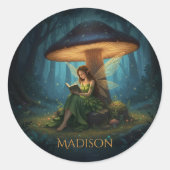 Sticker Rond Enchanted Night Fairy Reading a Book (Devant)