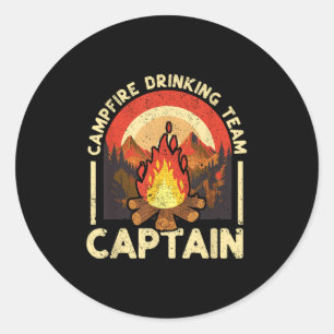 Sticker Rond Équipe Boisson Camping Capitaine Funny Camping Out