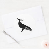 STICKER ROND ESQUETTE DE BALEINE HUMPBACÉE (Enveloppe)