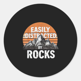 Sticker Rond Facilement distrait par les roches géologie de cou