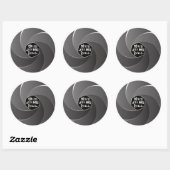 Sticker Rond Faire moins avec plus de concentration (Feuille)