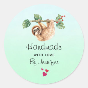 Sticker Rond Fait à la main avec l'amour mignonne Sloth penché 