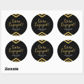 Sticker Rond Faux Gold Chevron Nous sommes Fiançailles engagés (Feuille)