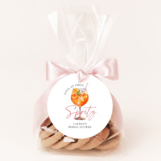 Sticker Rond Faveur de Baby Shower Rose Amour Au Premier Spritz