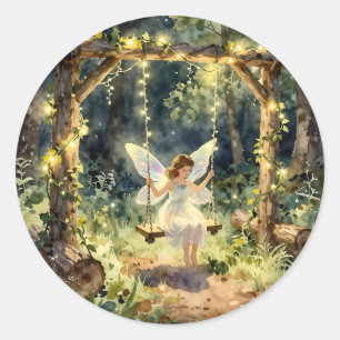 Sticker Rond Fée enchantée sur une balançoire dans une forêt ma