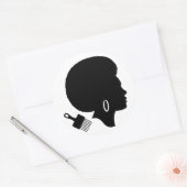 STICKER ROND FEMME AFRO EN NOIR ET BLANC (Enveloppe)