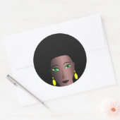 STICKER ROND FEMME NOIRE AVEC CHEVEUX AFRO ÉLÉGANTS (Enveloppe)
