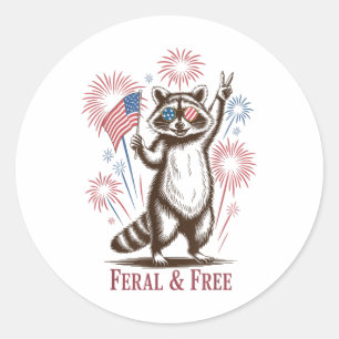 Sticker Rond Feral &amp ; Free Funky Patriotic Racoon Feral Et