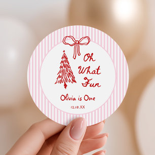 Sticker Rond Fête d'anniversaire 1 an fille capricieuse Oh Quel