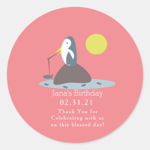 Sticker Rond Fête d'anniversaire de pêche de manchot mignon