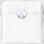 Sticker Rond Fête d'anniversaire du petit papillon floral (Sac)