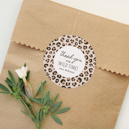 Sticker Rond Fête d'anniversaire Empreinte de léopard