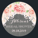 Sticker Rond Fête des mariées Chalkboard Pink Watercolor Flower<br><div class="desc">Fête des mariées ou wedding shower préférez les étiquettes autocollants clair vintage dans un motif rustique de tableau noir avec motif de fleurs d'aquarelle rose rousse. Une belle façon de décorer les faveurs de la douche nuptiale.</div>