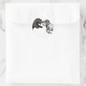 Sticker Rond Fierce bear and ram locking horns (Sac)