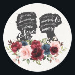 Sticker Rond Fierté et préjugés floraux Jane Austen Wedding Fav<br><div class="desc">Ce superbe autocollant rond serait parfait pour tous les amateurs de livres et de romantiques sans espoir là-bas! Le design est composé d'une jolie aquarelle peinte à la main et fleurie en bordeaux, marine et rousse élégamment associée aux silhouettes vintages d'Elizabeth Bennet et de Mr Darcy, deux des personnages les...</div>