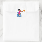 Sticker Rond fille de basket (Sac)