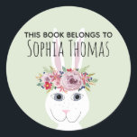 Sticker Rond Filles tendance Floral Nom du lapin Bookplate<br><div class="desc">Ces autocollants "ce livre appartient à" branchés pour enfants présente un beau lapin lapin blanc avec une magnifique couronne de fleurs dans les cheveux. Cette aquarelle fleurie dispose également d'un endroit où vous pouvez ajouter le nom de votre fille dans une typographie élégante. L'ajout parfait pour les fournitures scolaires de...</div>