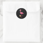 Sticker Rond Flamingo Drinking Beer - Funny Pink Flamingo (Sac)
