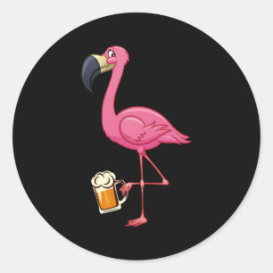 Sticker Rond Flamingo Drinking Beer - Funny Pink Flamingo