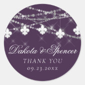 Sticker Rond Fleur de Lis Eggplant Lumières pourpres | Mariage (Devant)