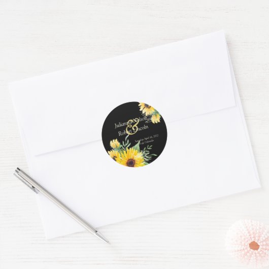 Sticker Rond Fleurs de soleil aquarelle sur mariage noir (Enveloppe)