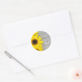 Sticker Rond Fleurs de soleil sur une table (Enveloppe)