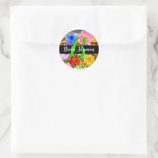 Sticker Rond Fleurs Élégantes : Nom de Script Monogramme Chic e (Sac)