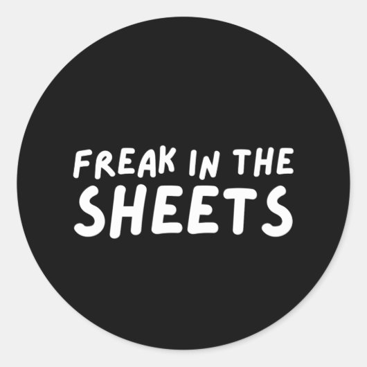 Sticker Rond Freak dans les draps (Devant)