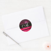 STICKER ROND FUCHSIA ROSE NOIR ET ROUGE RUBY DAMASK MONOGRAM, (Enveloppe)