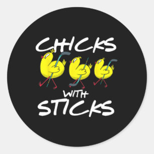 Sticker Rond Fun Chicks Avec Bâtons Ice Hockey Poulet