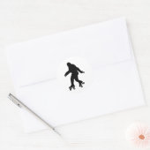Sticker Rond Funny Bigfoot Roller Patinage (Enveloppe)