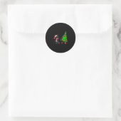 Sticker Rond Funny Black Cat Pushing Christmas Tree Over Cat Wh (Sac)