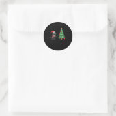 Sticker Rond Funny Black Cat Pushing Christmas Tree Over Cat Wh (Sac)